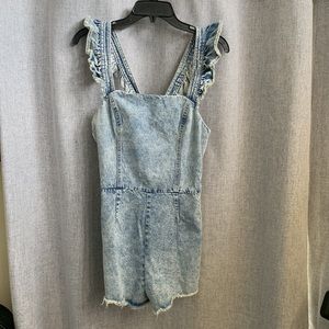 Honey Punch Denim Overalls with Frills on Straps Size: Large